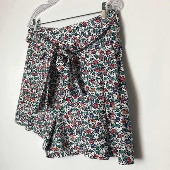 🔥4/25 J. Crew Floral Print Tie-Waist Shorts - Picture 3 of 7